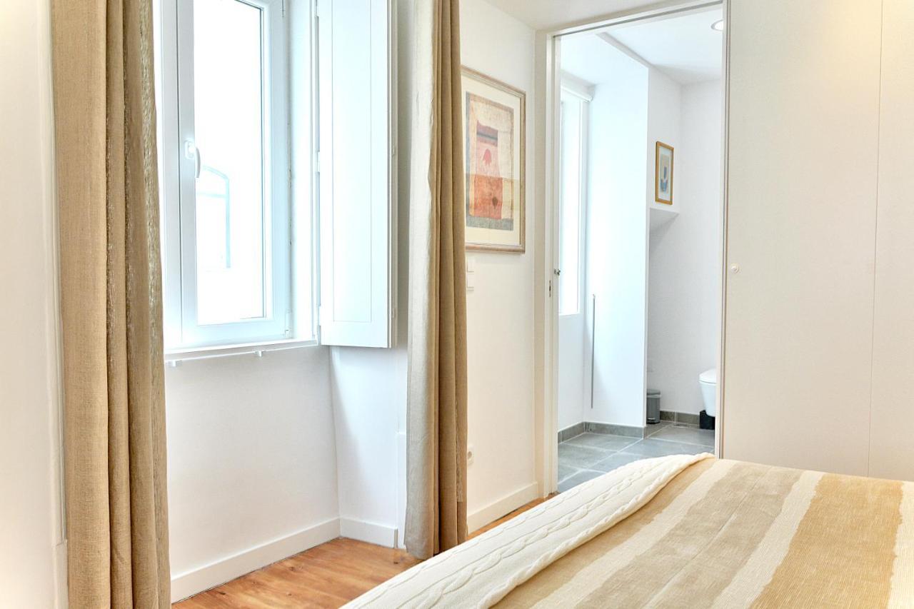Bright And Spacious Three Bedroom Apt In The Heart Of Lisbon Exterior photo