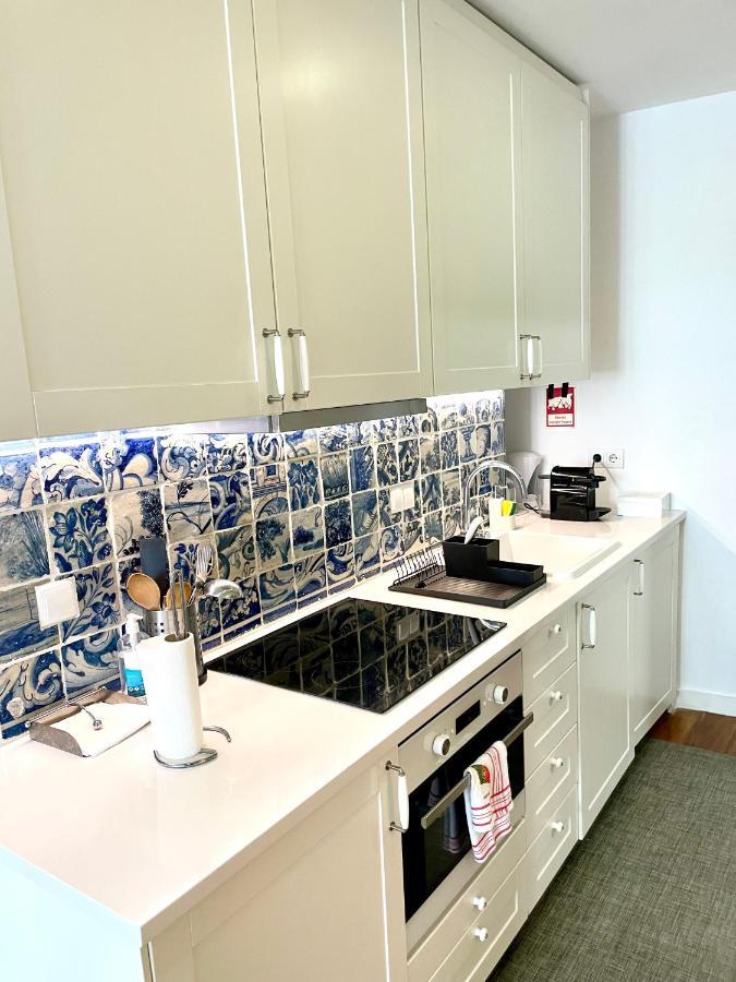 Bright And Spacious Three Bedroom Apt In The Heart Of Lisbon Exterior photo