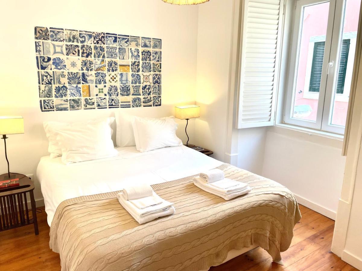Bright And Spacious Three Bedroom Apt In The Heart Of Lisbon Exterior photo