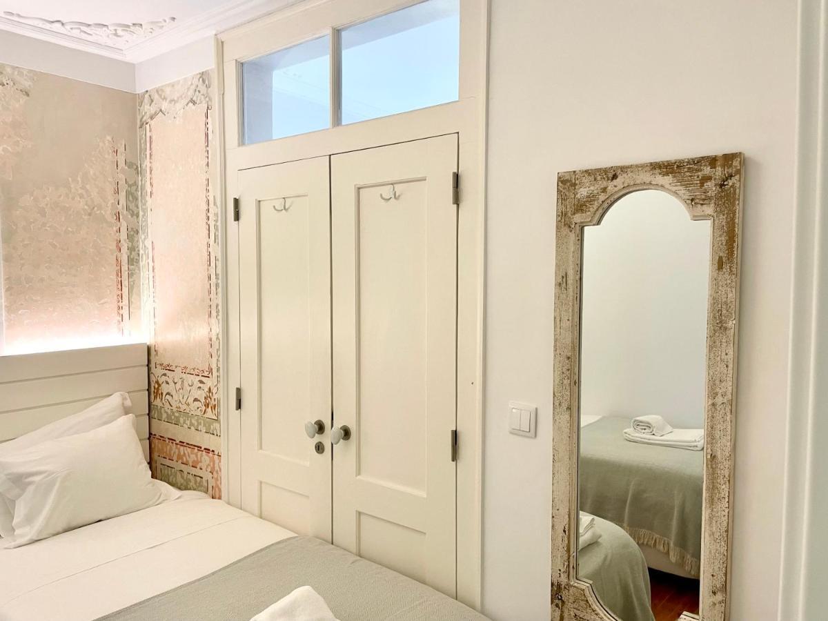 Bright And Spacious Three Bedroom Apt In The Heart Of Lisbon Exterior photo